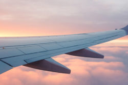 Aerospace Von Roll - Flugzeug im Sonnenuntergang